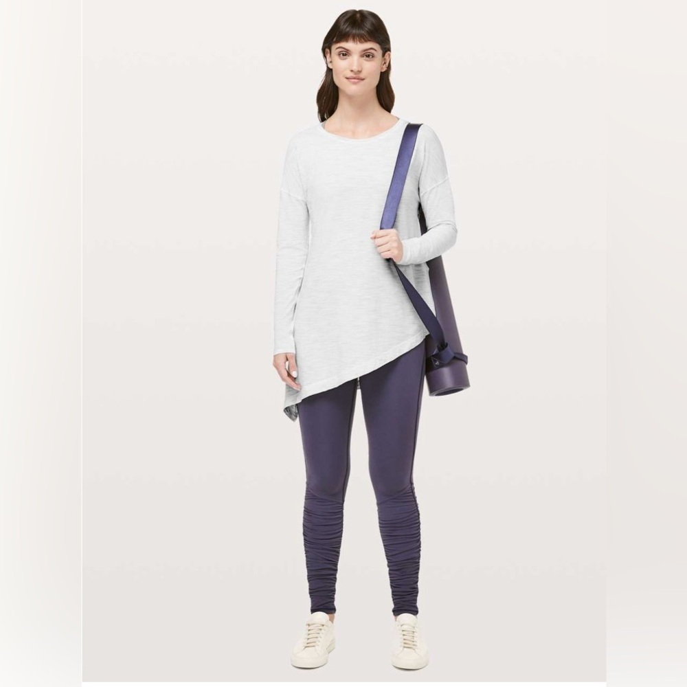 Lululemon To The Point Long Sleeve Space Dye Ice Grey Alpine White W3BY4S size 6